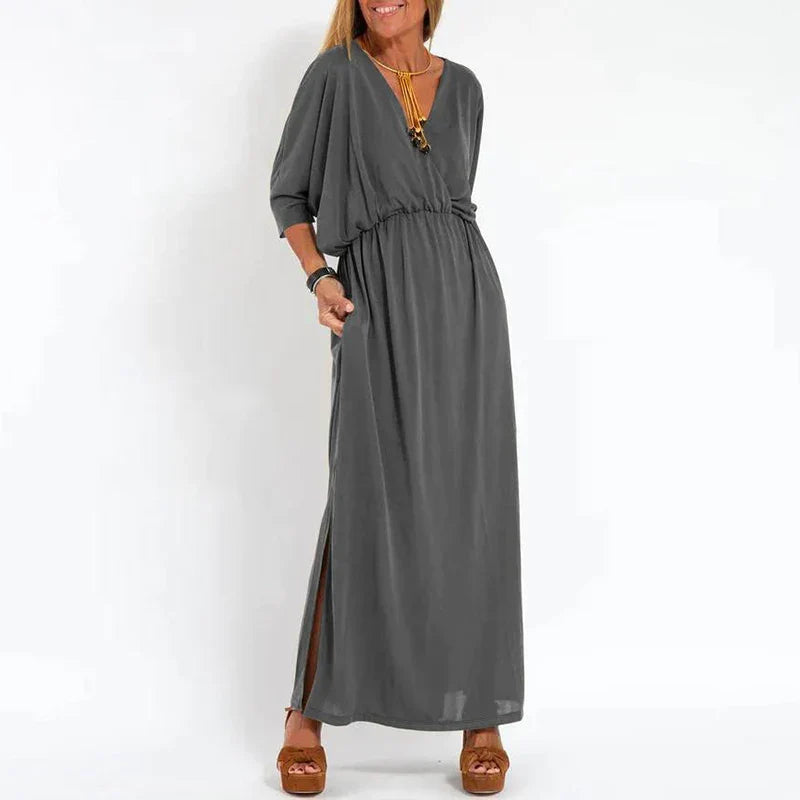 Clarissa - Lange Split Jurk in Vintage Stijl - Elegante lijnen ontmoeten vintage charme.