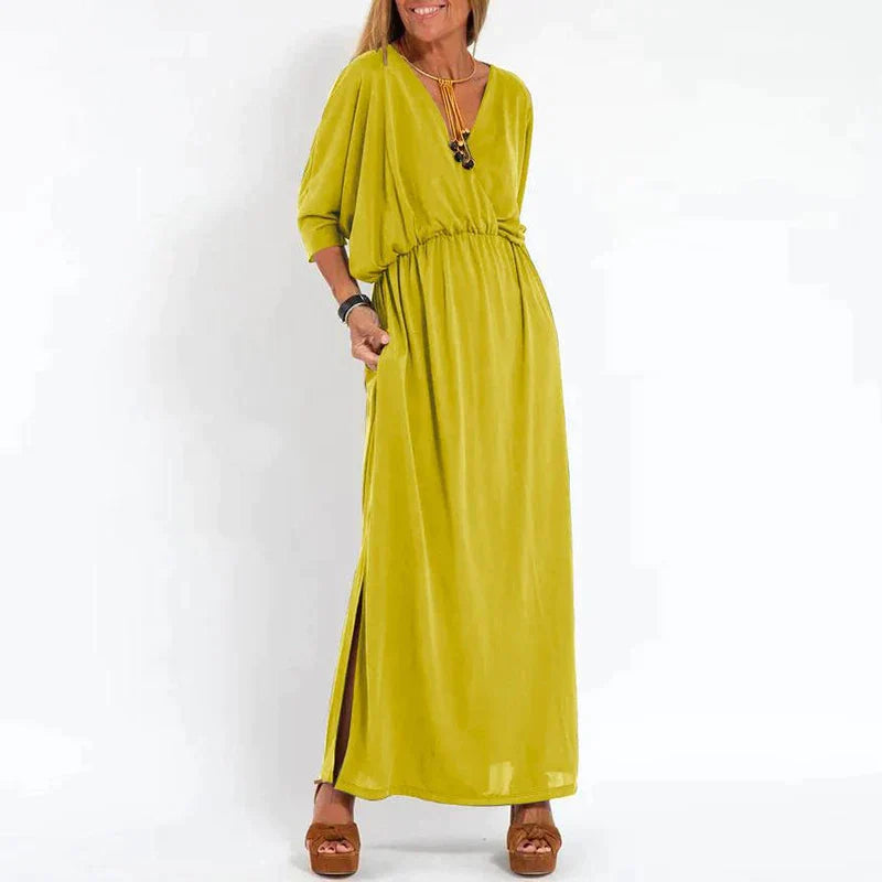 Clarissa - Lange Split Jurk in Vintage Stijl - Elegante lijnen ontmoeten vintage charme.